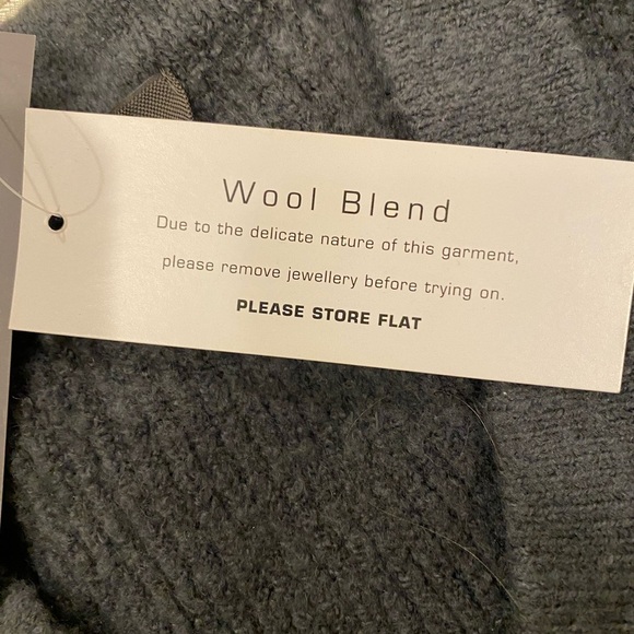 New French Connection V-Neck Wool Blend Jumper Sweater Women's Size Small - Picture 4 of 7